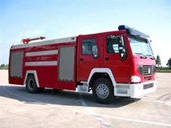 重汽豪泺单桥泡沫消防车